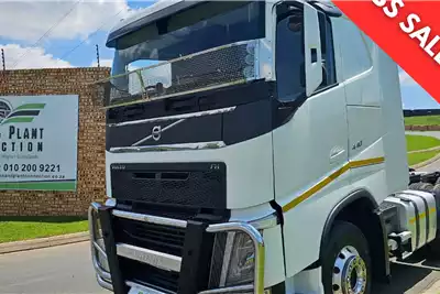 Truck Tractors MAY MADNESS SALE: 2021 VOLVO FH440 LOW ROOF 2021