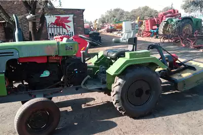 Other Tractors 2WD tractors Fong Kong John Deere Tractor + 1 metre Slasher for sale by Vincs se Dinge | Truck & Trailer Marketplace