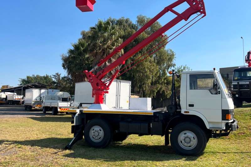 [make] Cherry picker trucks in South Africa on AgriMag Marketplace