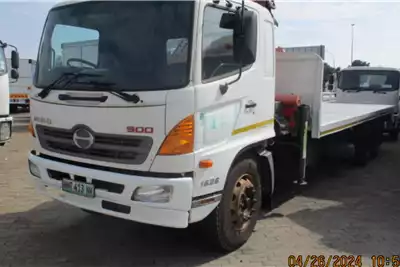 Hino Crane trucks HINO 1626 6 X 2 F/DECK WITH PK15500 FRONE 2011 for sale by Isando Truck and Trailer | AgriMag Marketplace