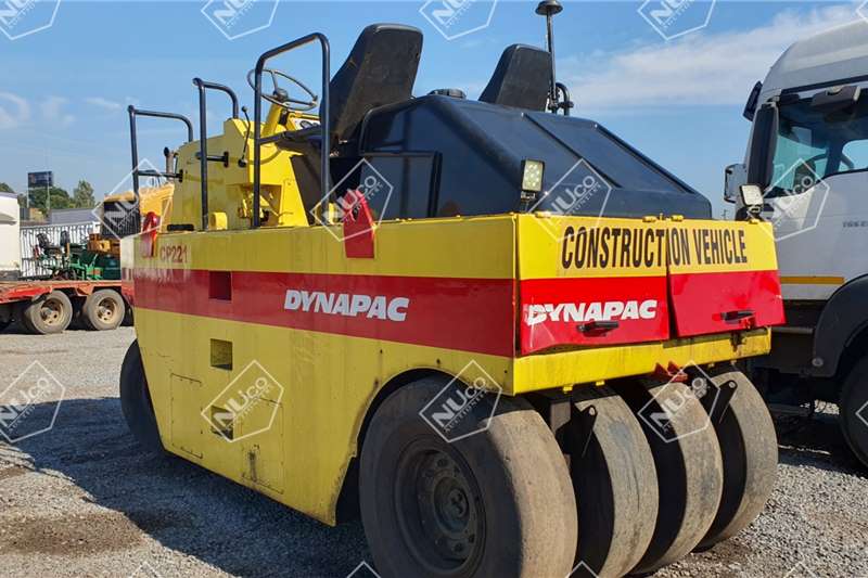 Dynapac Rollers CP221 8.3TON PNEUMATIC TIRE