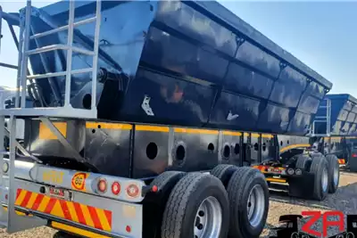 Afrit Trailers Side tipper AFRIT 40 CUBE SIDE TIPPER TRAILER 2016 for sale by ZA Trucks and Trailers Sales | Truck & Trailer Marketplace