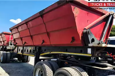 Trailers AFRIT 40 CUBE SIDE TIPPER TRAILER 2015