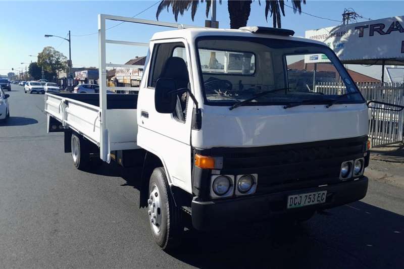 [make] Dropside trucks in South Africa on AgriMag Marketplace