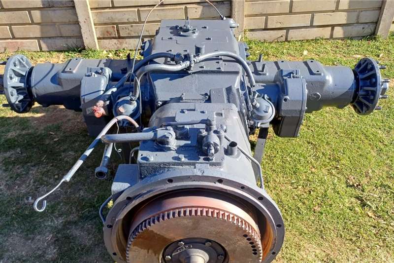Components and spares Gearboxes Volvo BM Transmission with Front Differential