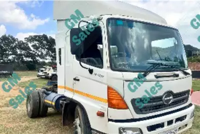 Hino Truck tractors 2006Hino 13 237 single Axle Horse R380,000 excl 2006 for sale by GM Sales | Truck & Trailer Marketplace
