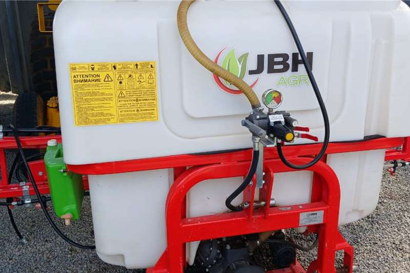 Agri Tech Spraying equipment Boom sprayers JBH 800L   12m Boom