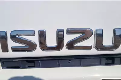 Isuzu Box trucks ISUZU CREW CAB VOLUME BODY 2013 for sale by WCT Auctions Pty Ltd  | AgriMag Marketplace