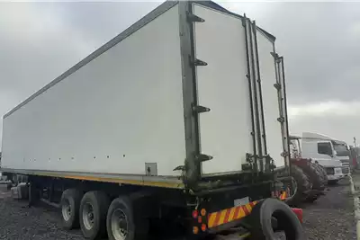Refrigerated trailers TRAILER 10002000 1988 for sale by Tommys Truck Sales | AgriMag Marketplace