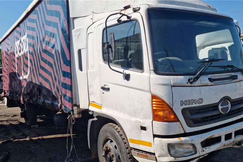 Hino Truck spares and parts Hino 500 15.258