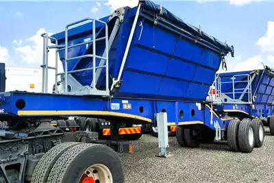 Afrit Trailers Side tipper AFRIT 18 CUBE SIDE TIPPER TRAILER 2019 for sale by ZA Trucks and Trailers Sales | Truck & Trailer Marketplace