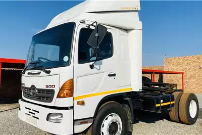 Hino Truck tractors 500 1726, 4x2, TRUCK TRACTOR, +/ 371 000KM's 2014 for sale by Jackson Motor JHB | Truck & Trailer Marketplace