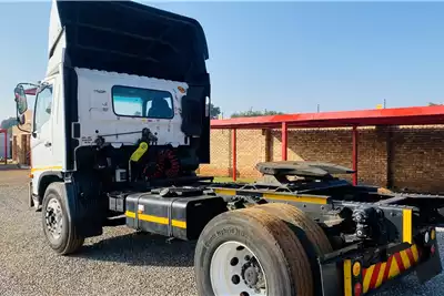 Hino Truck tractors 500 1726, 4x2, TRUCK TRACTOR, +/ 371 000KM's 2014 for sale by Jackson Motor JHB | AgriMag Marketplace