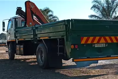 Mitsubishi Dropside trucks Mitsubishi Fuso Drop side with Crane 20M 2013 for sale by Country Wide Truck Sales | AgriMag Marketplace