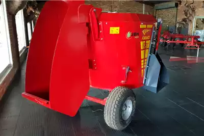 Feed mixers Vertical 2 Cube Feed mixer for sale by Sturgess Agriculture | AgriMag Marketplace