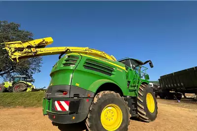 John Deere Harvesting equipment Forage harvesters 2020 John Deere 8600i Forage Harvester 2020 for sale by Promac Equipment | Truck & Trailer Marketplace