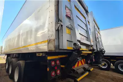 Other Agricultural trailers 3 Axle 2013 for sale by MRJ Transport cc | Truck & Trailer Marketplace