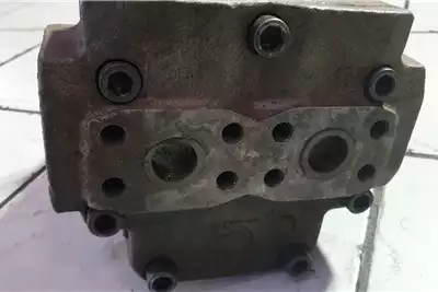 Machinery spares Hydraulic parts Bondioli & Pavesi Gear Pump M5HF75 55 for sale by Dirtworx | AgriMag Marketplace