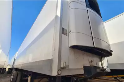 Other Agricultural trailers 3 Axle 2004 for sale by MRJ Transport cc | Truck & Trailer Marketplace