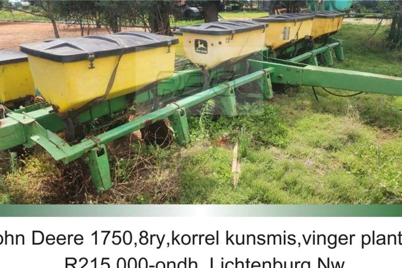 John Deere Planting and seeding equipment 1750   8 row   fertilizer finger for sale by R3G Landbou Bemarking Agricultural Marketing | AgriMag Marketplace