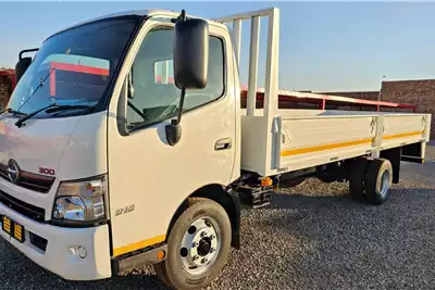 Hino Dropside trucks 300, 915, FITTED WITH 5.6 METRE DROPSIDE BODY 2020 for sale by Jackson Motor JHB | AgriMag Marketplace