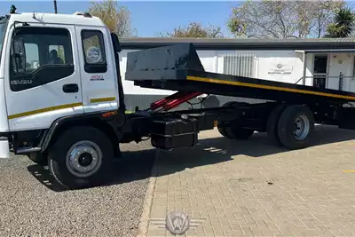 Isuzu Truck FTR800 with Rollback & Winch. No duty to repair. 2004 for sale by Wolff Autohaus | AgriMag Marketplace