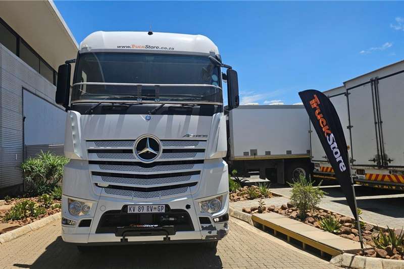 [make] Truck tractors in South Africa on Truck & Trailer Marketplace