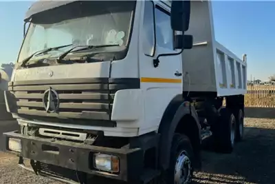 Mercedes Benz Tipper trucks Powerstar Drive Train 26.28 Tipper 10 Cube 1993 for sale by Boschies cc | AgriMag Marketplace