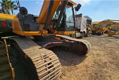 Case Excavators CX290B 2015 for sale by Pomona Road Truck Sales | AgriMag Marketplace