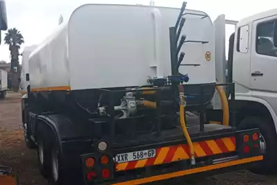 Hino Water bowser trucks Hino 700 28 415 18000L Water Tanker 2009 for sale by Country Wide Truck Sales | AgriMag Marketplace