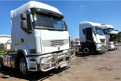 Renault Truck tractors Double axle premium 440/26 2012 for sale by NN Truck Sales | AgriMag Marketplace