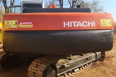 Hitachi Excavators 23 ton Hitachi ZX230 Excavator (Ellisras) for sale by A and B Forklifts | AgriMag Marketplace
