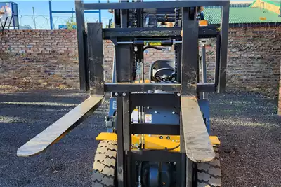 Forklifts Diesel forklift New 3 ton standard forklifts 2024 for sale by Mad Farmer SA | AgriMag Marketplace