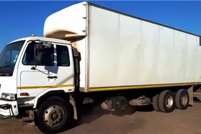 Nissan Box trucks UD90 Box Body 2015 for sale by Trans Wes Auctioneers | Truck & Trailer Marketplace