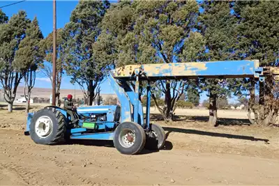 Cranes Ford Mobilift Carry Crane for sale by Dirtworx | AgriMag Marketplace