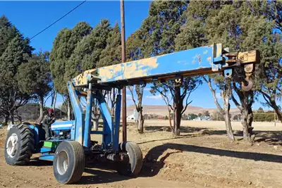 Cranes Ford Mobilift Carry Crane for sale by Dirtworx | AgriMag Marketplace