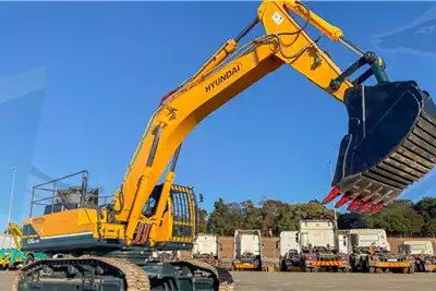 Hyundai Excavators Robex 520 LC 9S 50 Ton Excavator 2017 for sale by Impala Truck Sales | Truck & Trailer Marketplace