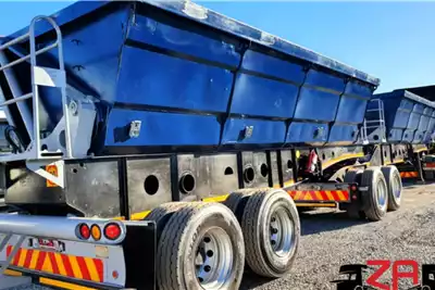 Afrit Trailers Side tipper AFRIT 40 CUBE SIDE TIPPER 2015 for sale by ZA Trucks and Trailers Sales | AgriMag Marketplace