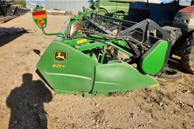 John Deere Harvesting equipment Flex headers 625F FLEX PLATFORM 25FT 2016 for sale by AMC Equipment | AgriMag Marketplace