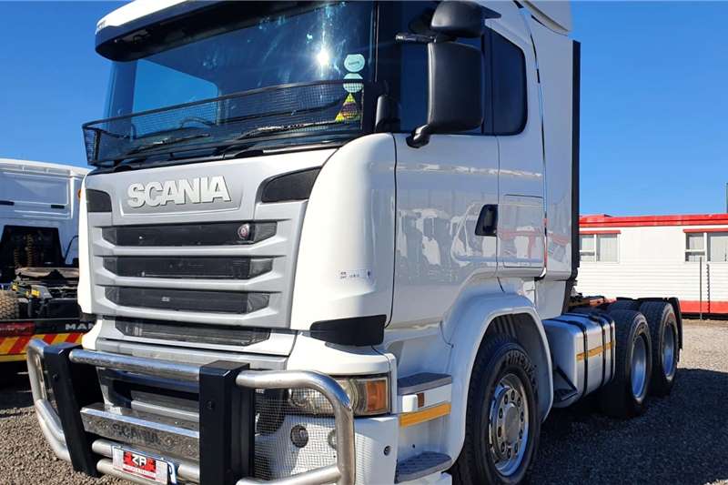 [make] Truck tractors in South Africa on Truck & Trailer Marketplace