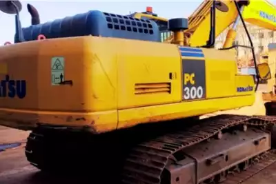 Komatsu Excavators Komatsu PC300 8 Excavator (Pta) 2015 for sale by A and B Forklifts | AgriMag Marketplace