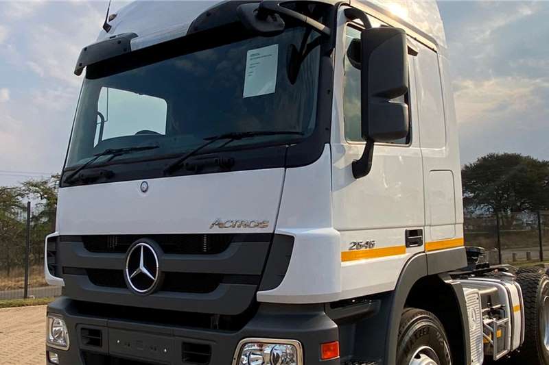 Mercedes Benz Truck tractors Double axle 2017 Mercedes Benz Actros 2646 2017