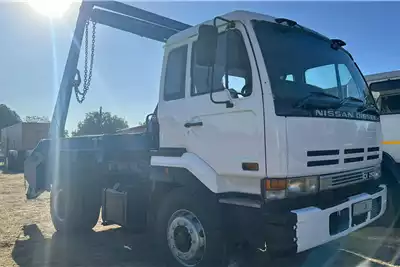 Nissan Skip bin loader trucks Nissan CK290 1997 for sale by Mahne Trading PTY LTD | AgriMag Marketplace