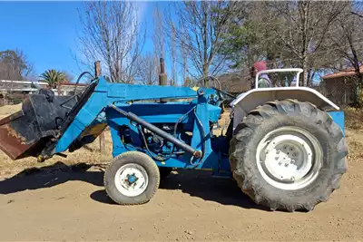 Ford Tractors Ford 3000 Laaigraaf for sale by Dirtworx | AgriMag Marketplace