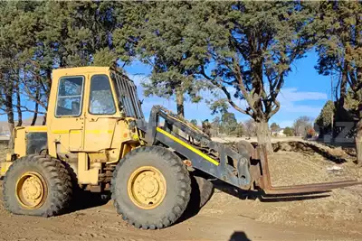 Caterpillar Forklifts Caterpillar Rough Terrain Forklift 5Ton for sale by Dirtworx | AgriMag Marketplace