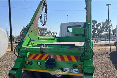 FAW Skip bin loader trucks 28 380 FT 16 Ton Skip Bin Loader. As seen. 2015 for sale by Wolff Autohaus | AgriMag Marketplace