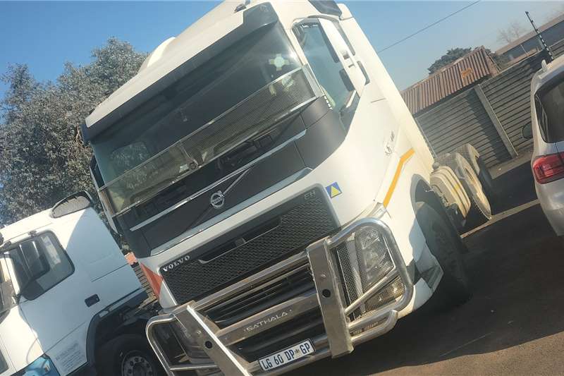 [make] Truck tractors in South Africa on AgriMag Marketplace