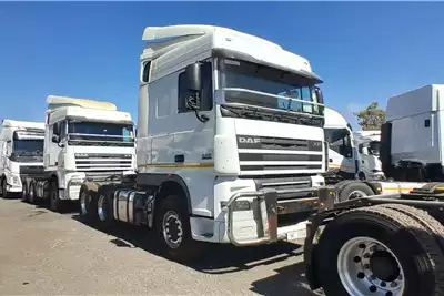 Truck Tractors XF105.460 2019