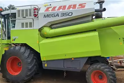 Claas Harvesting equipment Grain harvesters MEGA 350 2006 for sale by NWK Limited | Truck & Trailer Marketplace