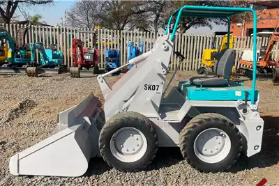 Komatsu Skidsteer loader SK07 3 for sale by Pyramid Auto South Africa Pty Ltd | Truck & Trailer Marketplace